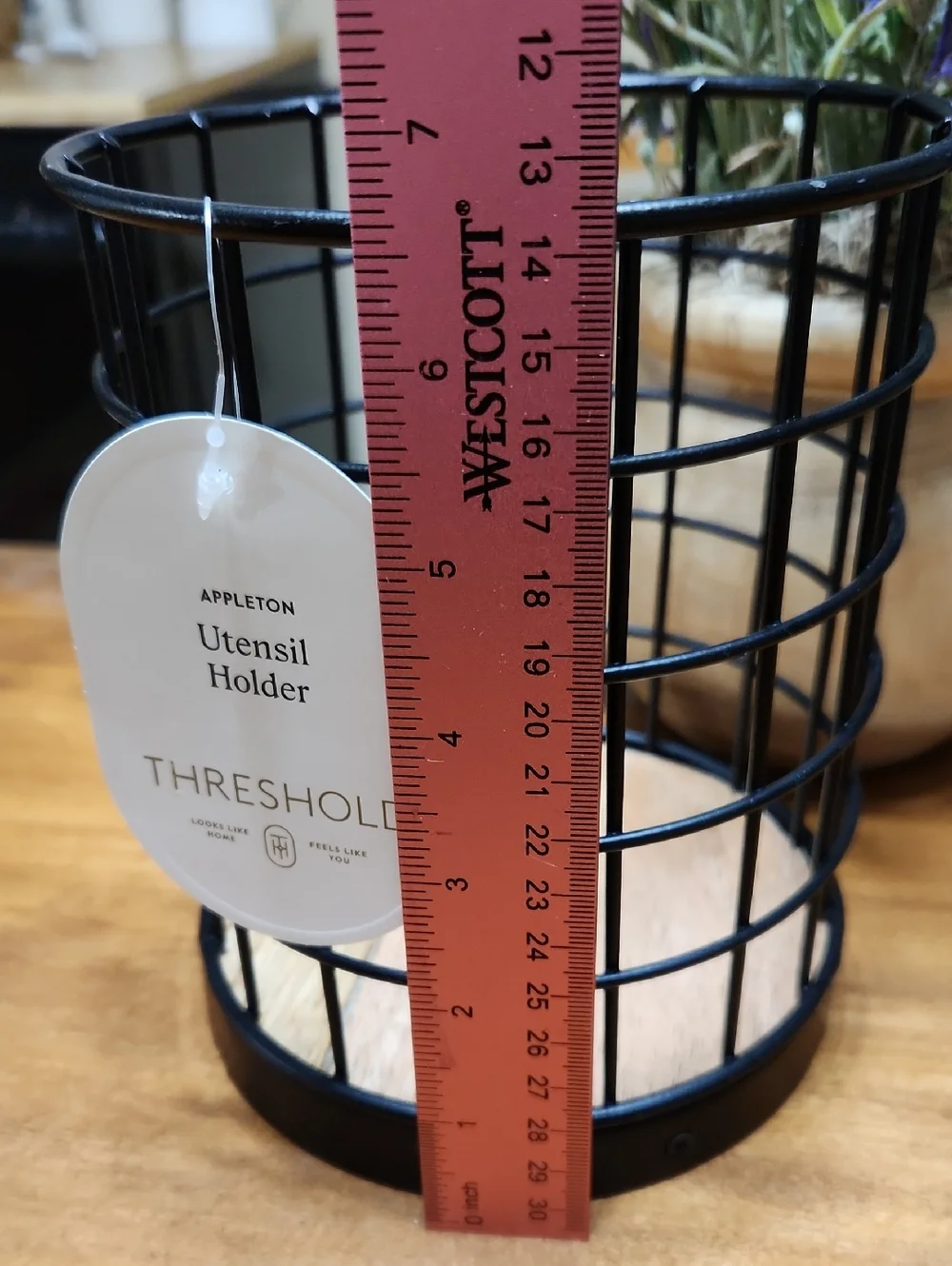 Threshold this utensil